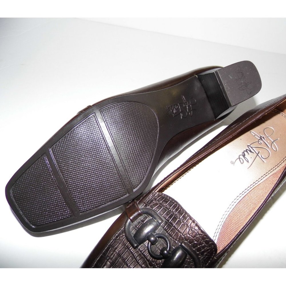 Life Stride Brown Shoes 8M - Picture 4 of 8